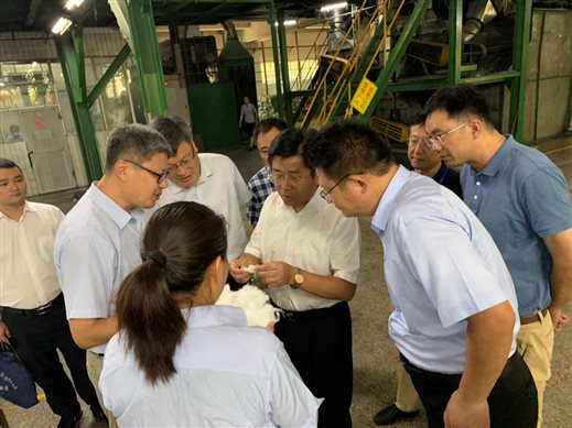 C:郑嘉鸿经营管理部网站更新内容通讯稿90815宿迁到访棉部产品介绍.jpg